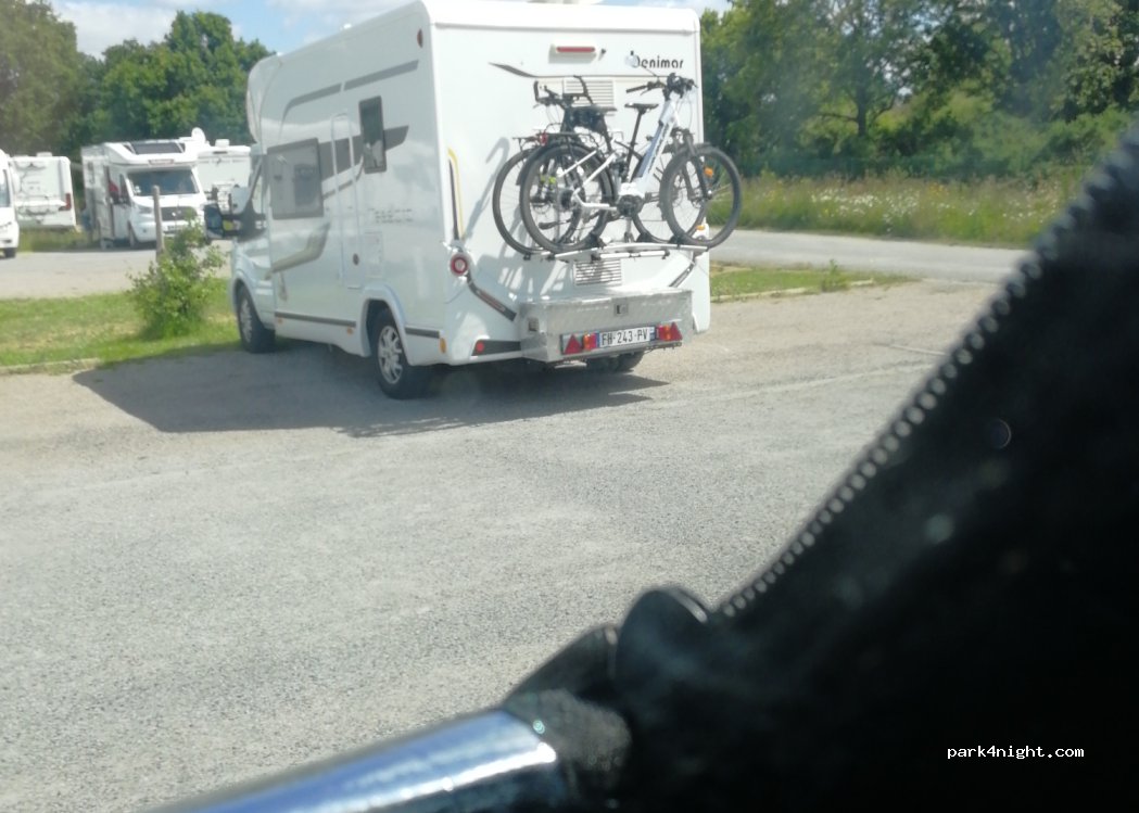 (53470) Commer - 3 Rue du Stade — foto 3