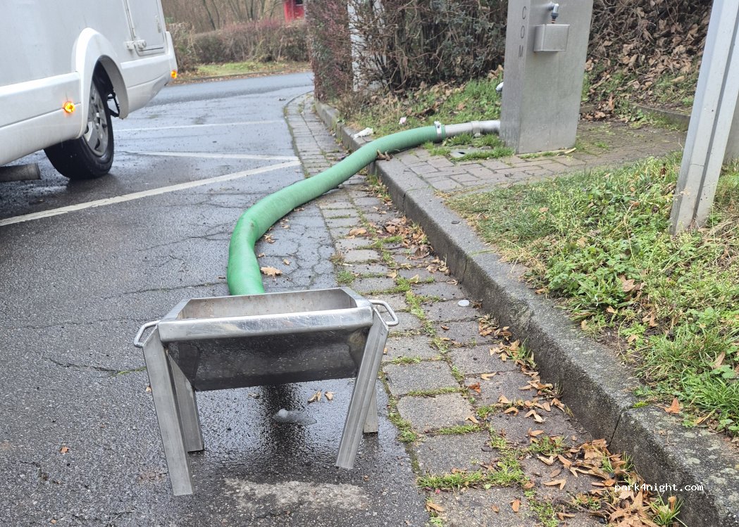 Wohnmobilstellplatz Solebad | Bad Salzdetfurth — foto 4