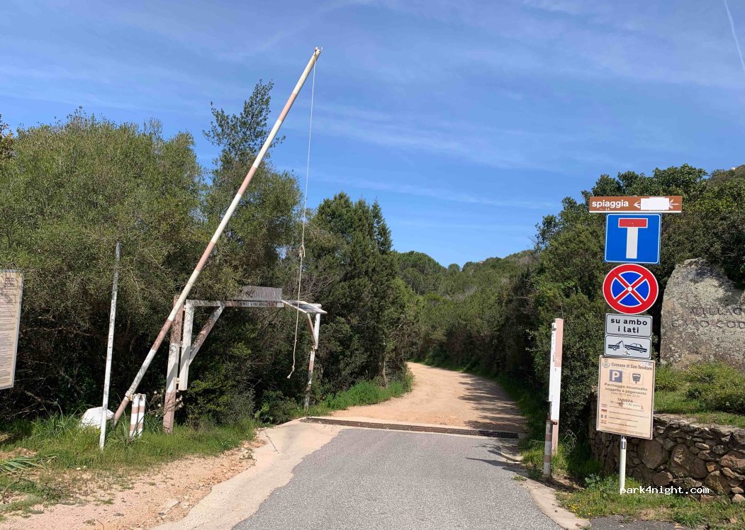 (08020) Capo Coda Cavallo - Unnamed Road — foto 5