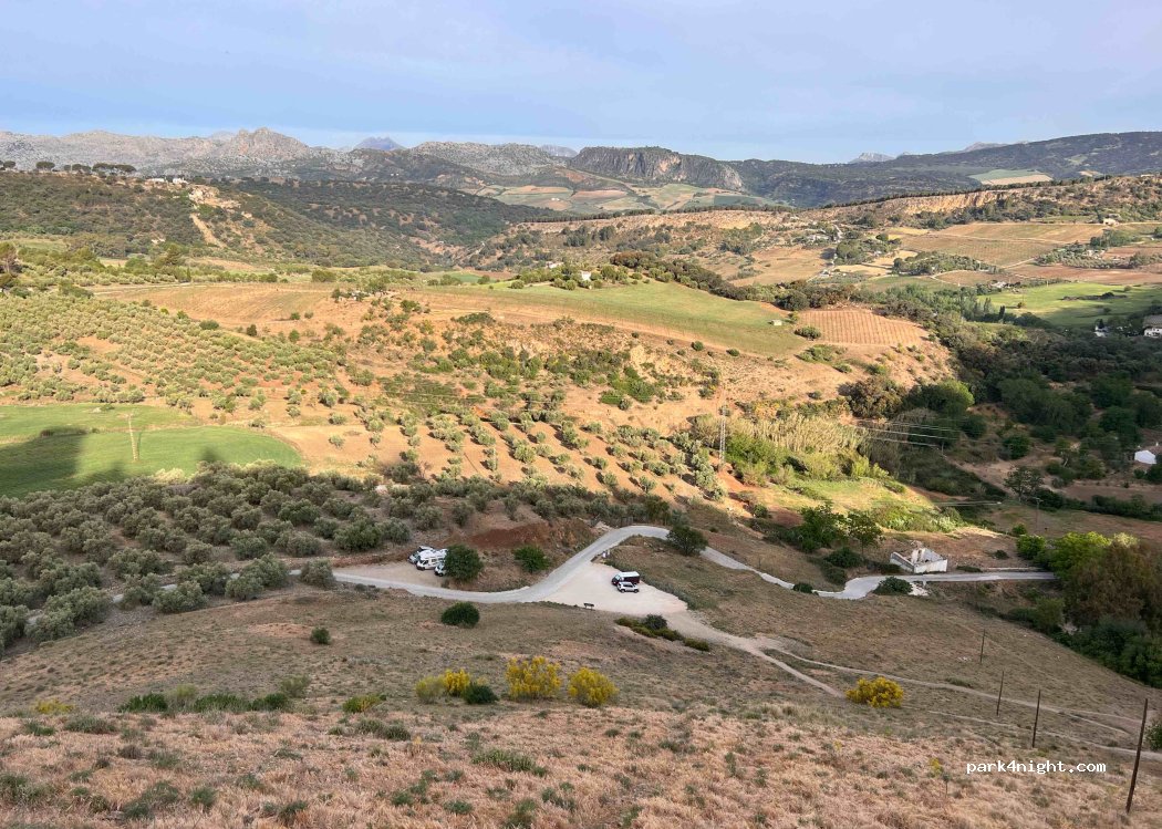(29400) Ronda - 1955 Carretera de los Molinos — foto 4