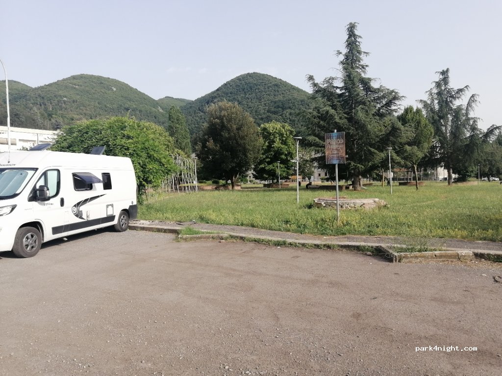 (02100) Rieti - 43 Via Domenico Raccuini — foto