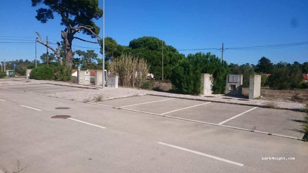 (2970)  - 9 Rua Fonte da Maçã — foto 2