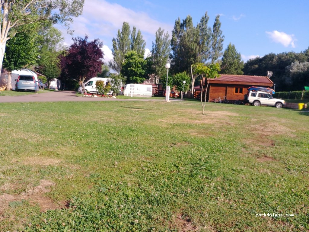 Camping Fuentes Carrionas — foto