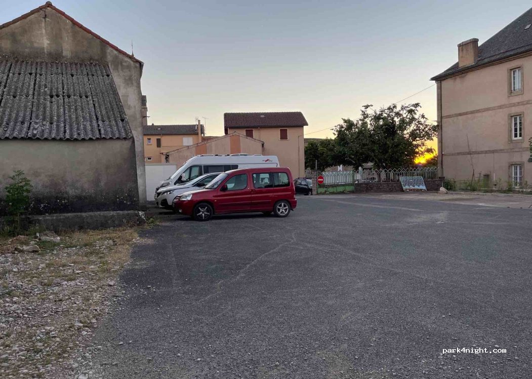 (12230) La Cavalerie - Rue Côté Bossue — foto 3