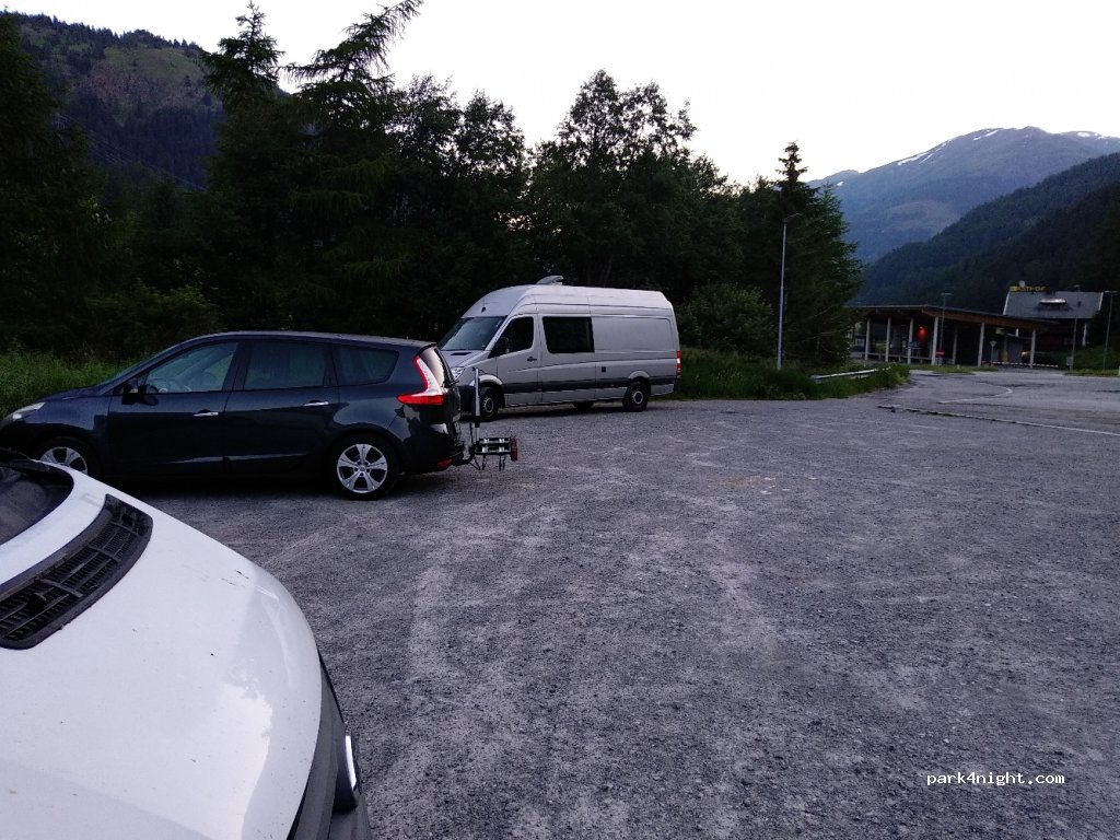 (39027) Resia - 54 Via Nazionale — foto