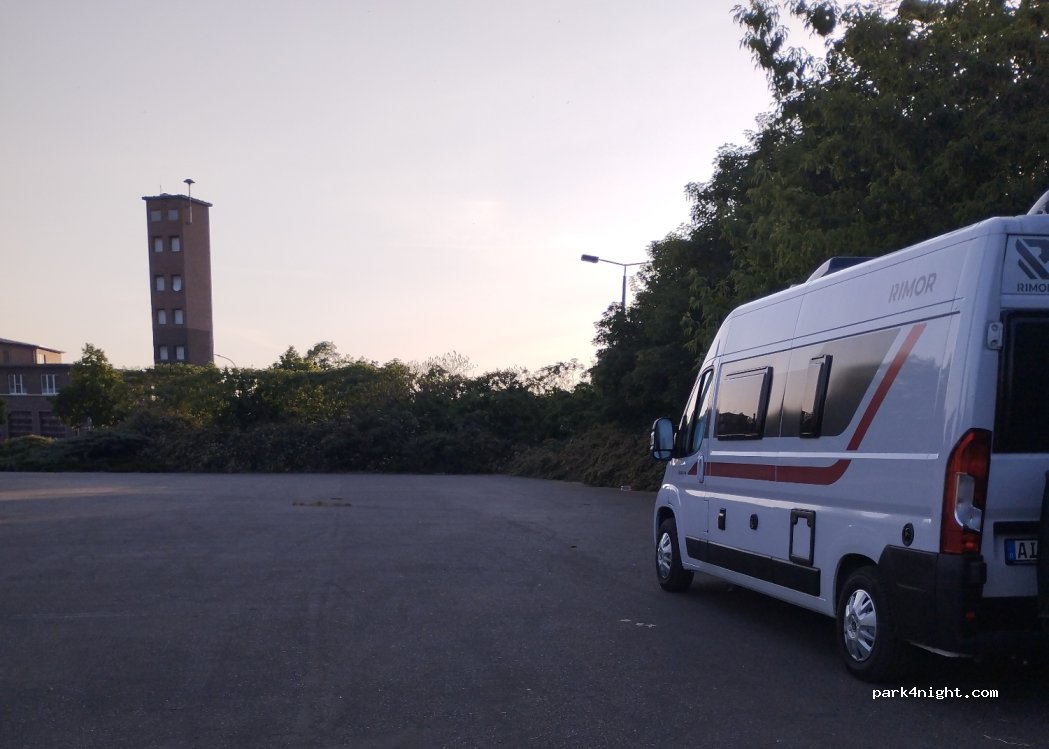 (06766) Bitterfeld-Wolfen - Puschkinstraße — foto 4