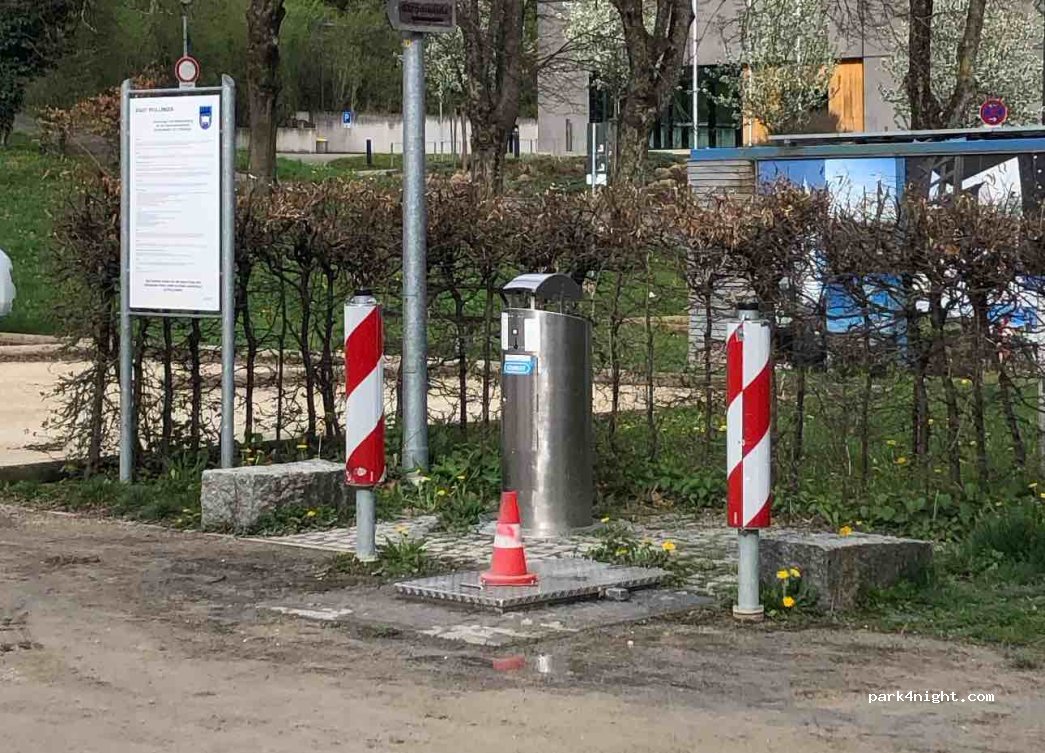 Wohnmobilstellplatz am Schönbergbad in Pfullingen — foto 4
