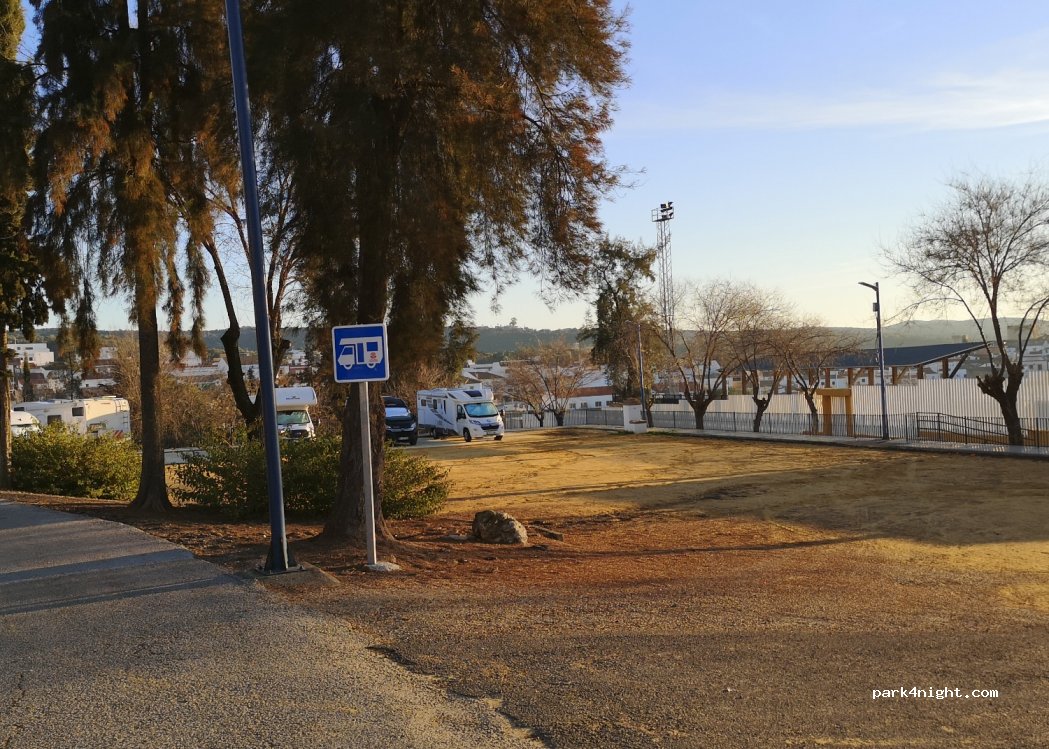 (14740) Hornachuelos - 5 Carretera San Calixto — foto 2