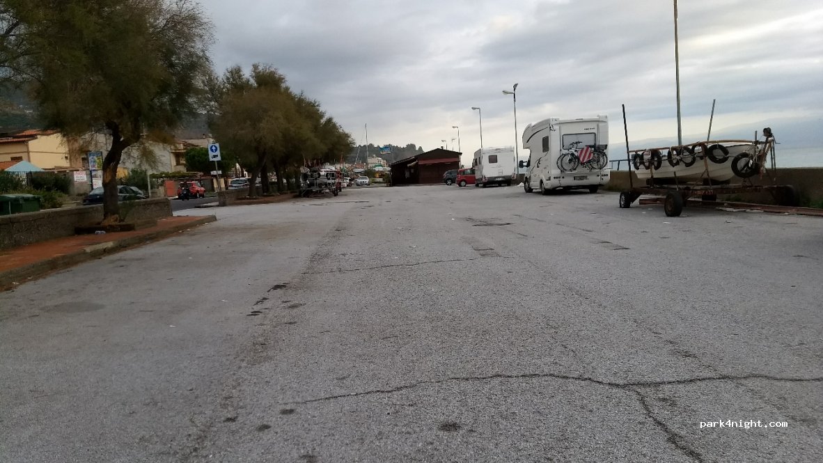 (98026) Nizza di Sicilia - 230 Via Marina — foto