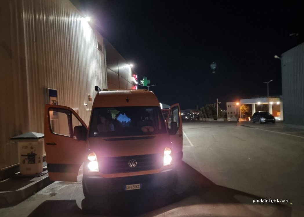 (2690) Santa Iria de Azoia - Rua Dom Afonso de Albuquerque — foto 4
