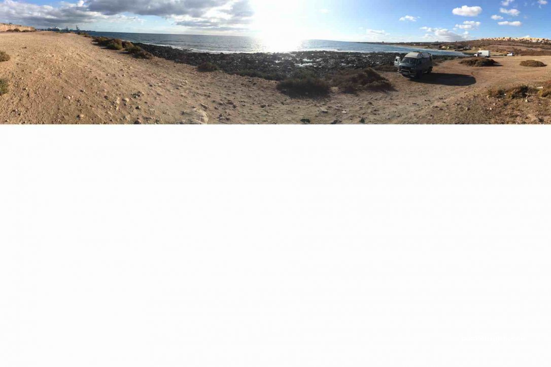 (35600) Puerto del Rosario - 41 Carretera Playa Blanca — foto