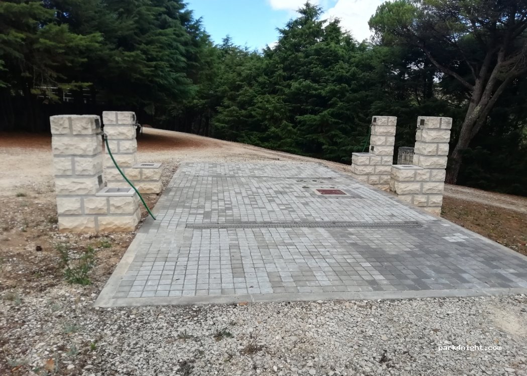 (2550)  - Unnamed Road — foto 2