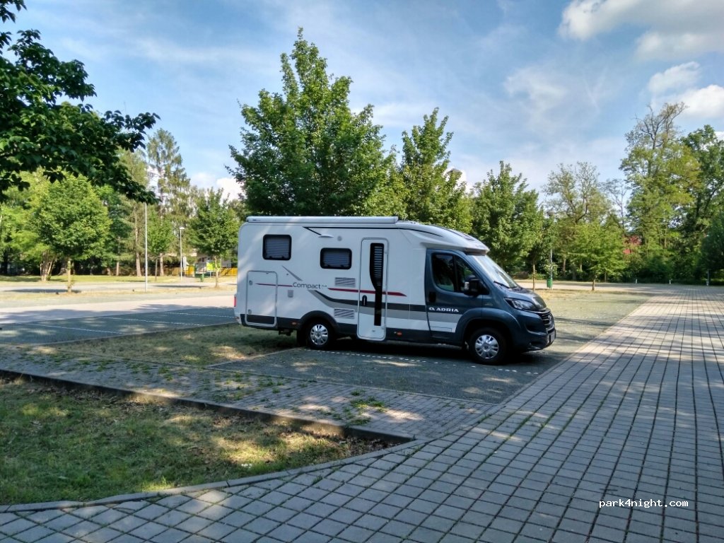 (695 01) Hodonín - 21 Lipová alej — foto 2