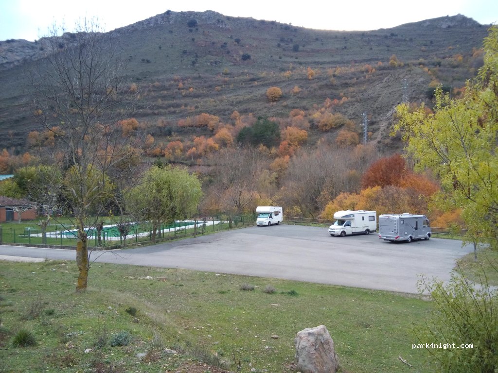 (26322) Anguiano - 44 LR-113 — foto