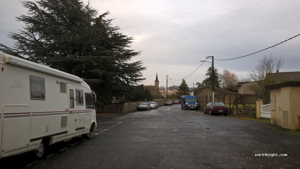 (23800) Dun-le-Palestel - 9B Voie des Chaumes — foto 3