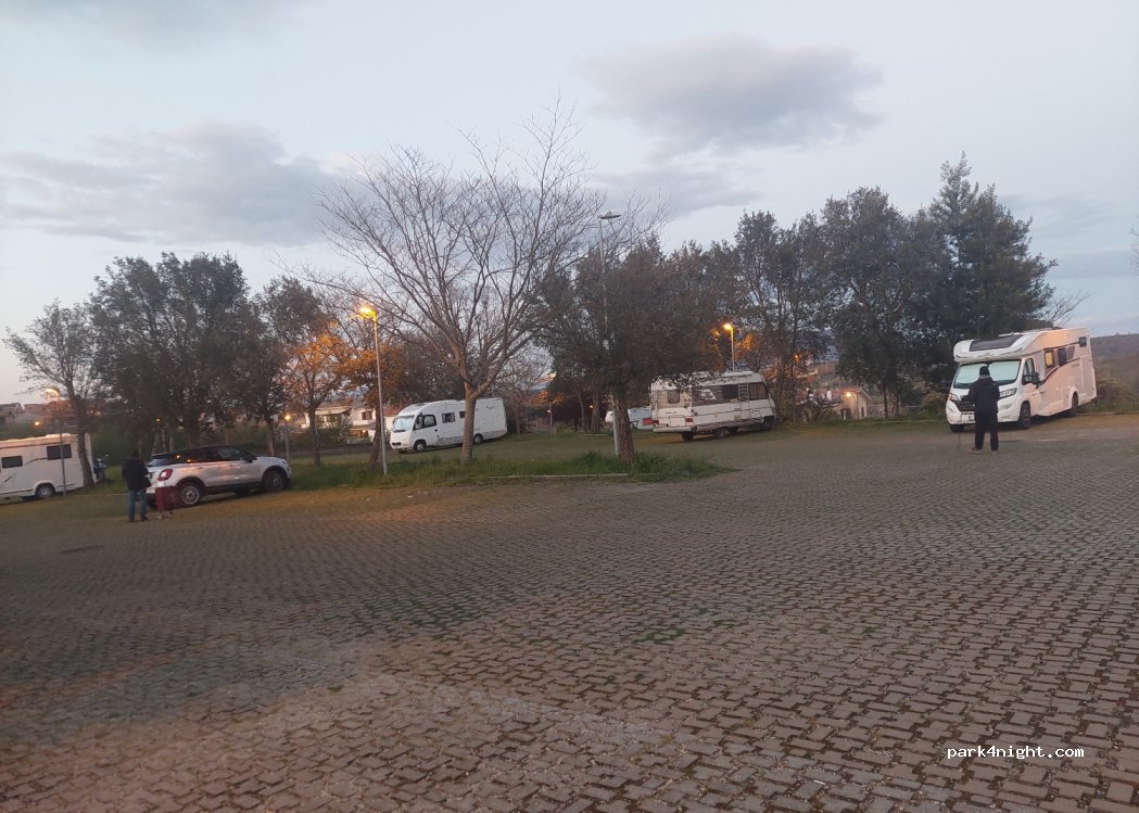 (01030) Calcata Vecchia - Via Luigi Cadorna — foto 4