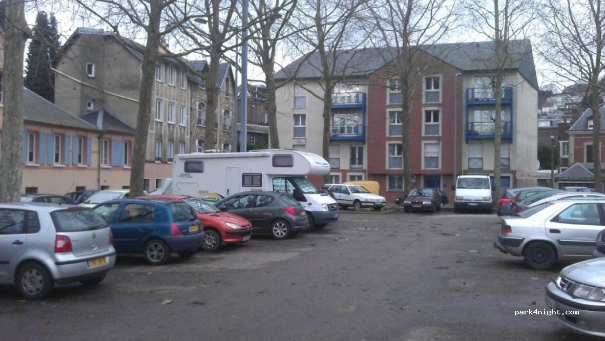 (76000) Rouen - 14A Place du Boulingrin — foto