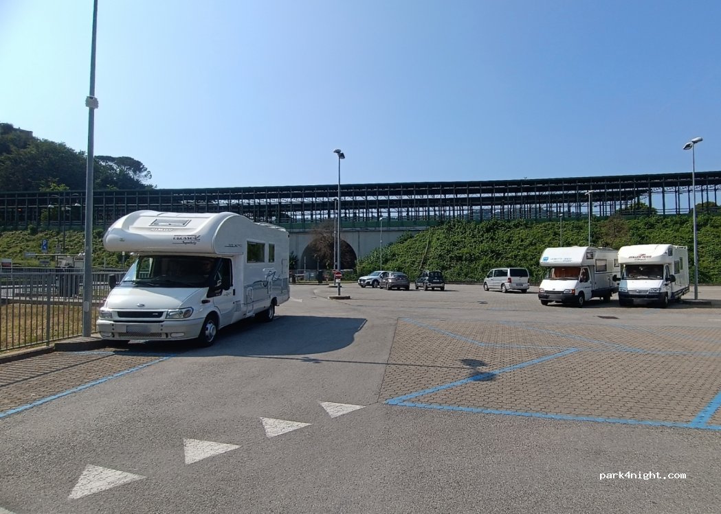 (16035) Rapallo - 43A Via San Pietro — foto 2