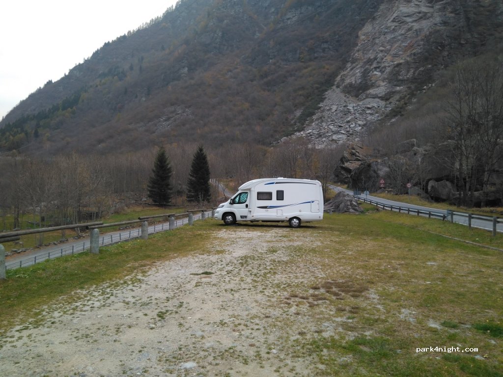 (23020) Cimaganda - 10 Strada Statale 36 del Lago di Como e dello Spluga — foto 3