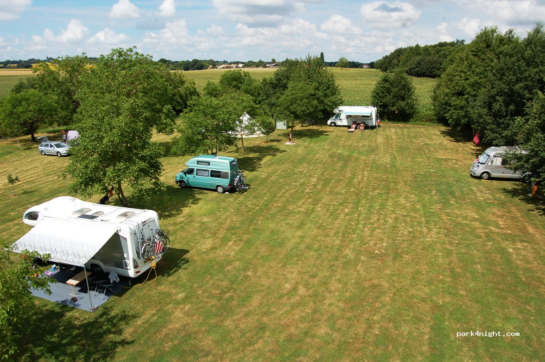 Camping La Forêt-de-Tessé — foto