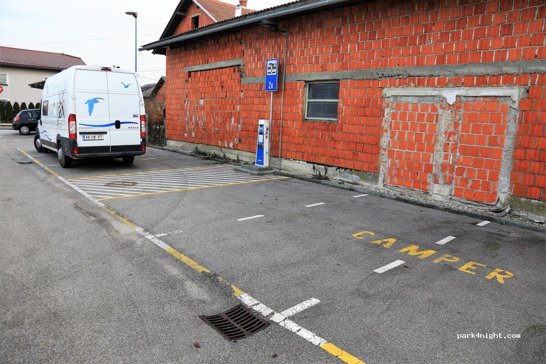 (9233) Odranci - 2 Mladinska ulica — foto 2