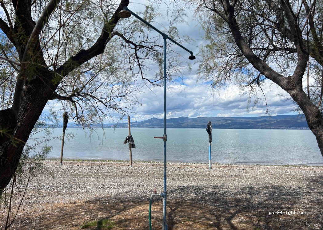 (350 09) Molos - Unnamed Road — foto