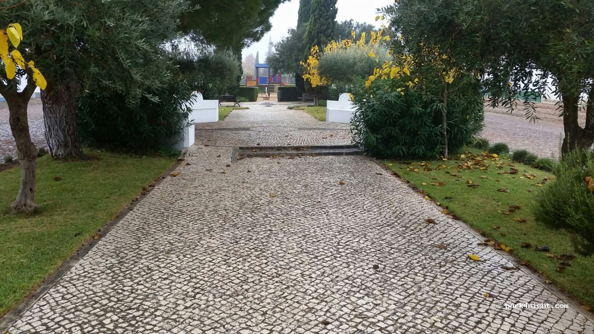 (7780-346) Entradas - 41 Avenida Nossa Senhora da Esperança — foto 3