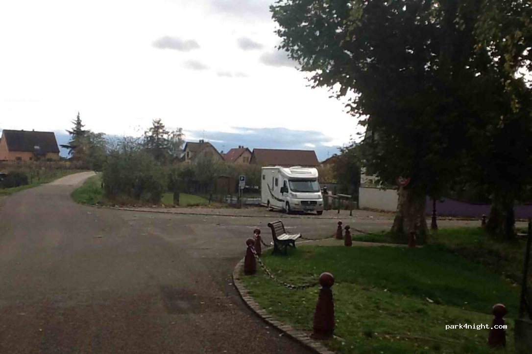 (68590) Saint-Hippolyte - 1-3 Allée des Cygnes — foto