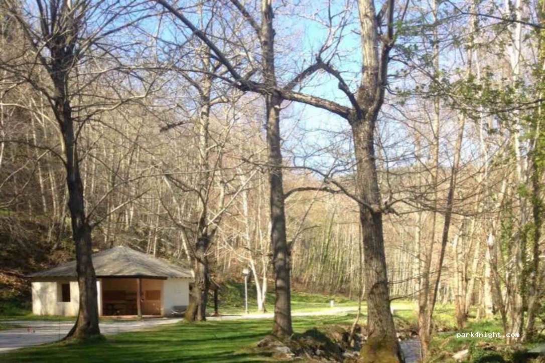 Camping municipal de Fontcouverte à Caudebronde — foto 2