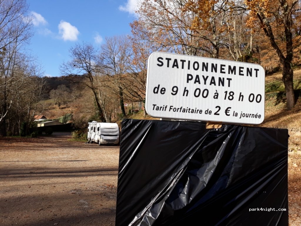 (12390) Belcastel - Le Bec — foto