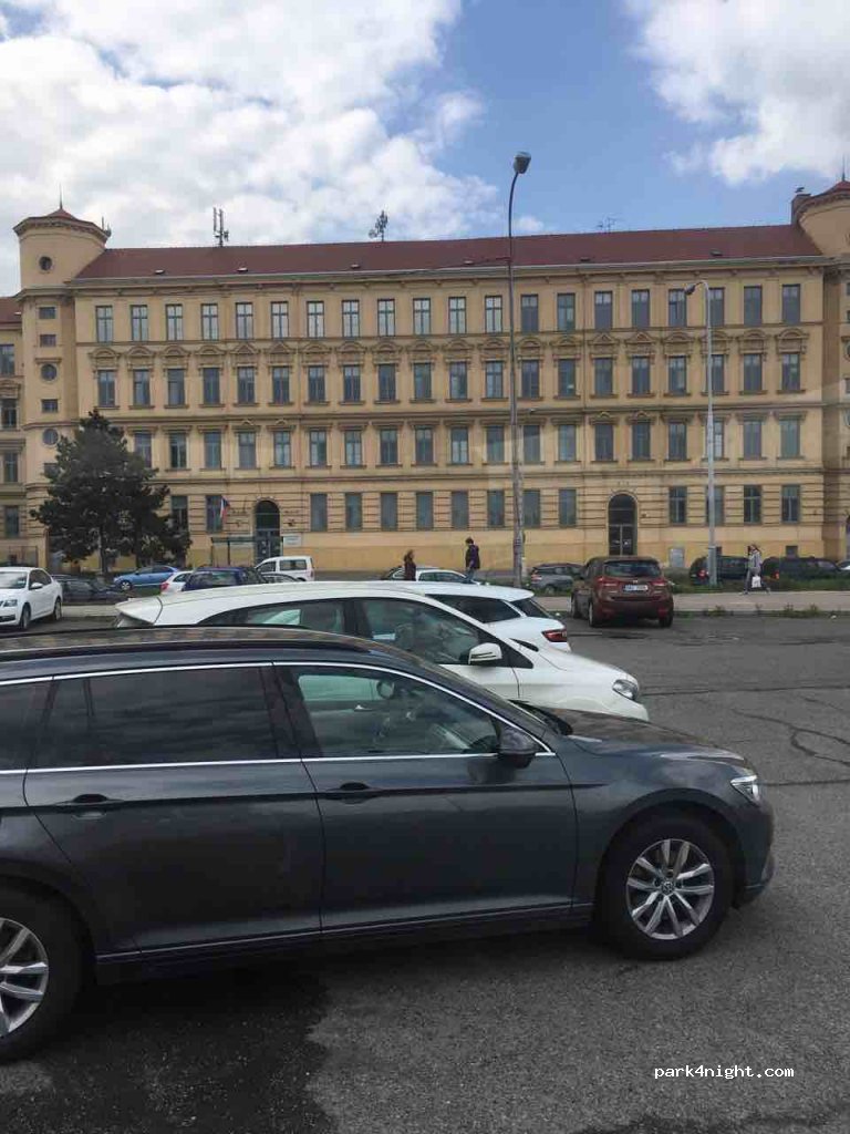 (602 00) Brno - 1 Rosická — foto 2