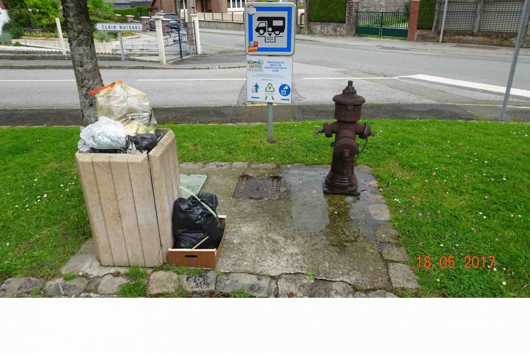 (76870) Gaillefontaine - 42 Place de la Mairie — foto 2