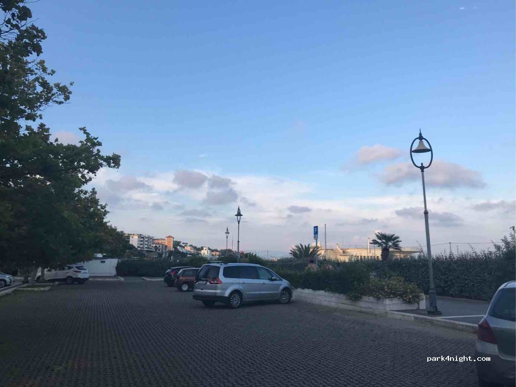 (00042) Anzio - 137A Riviera Zanardelli — foto