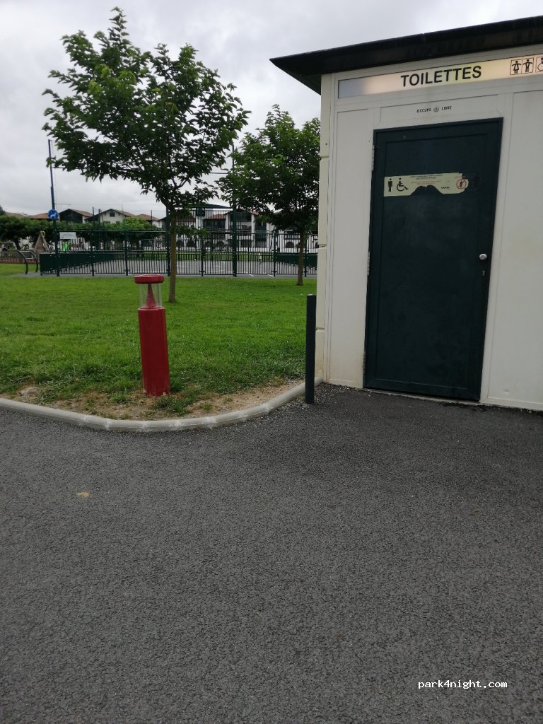 (64122) Urrugne - 3 Rue de l'Untxin — foto