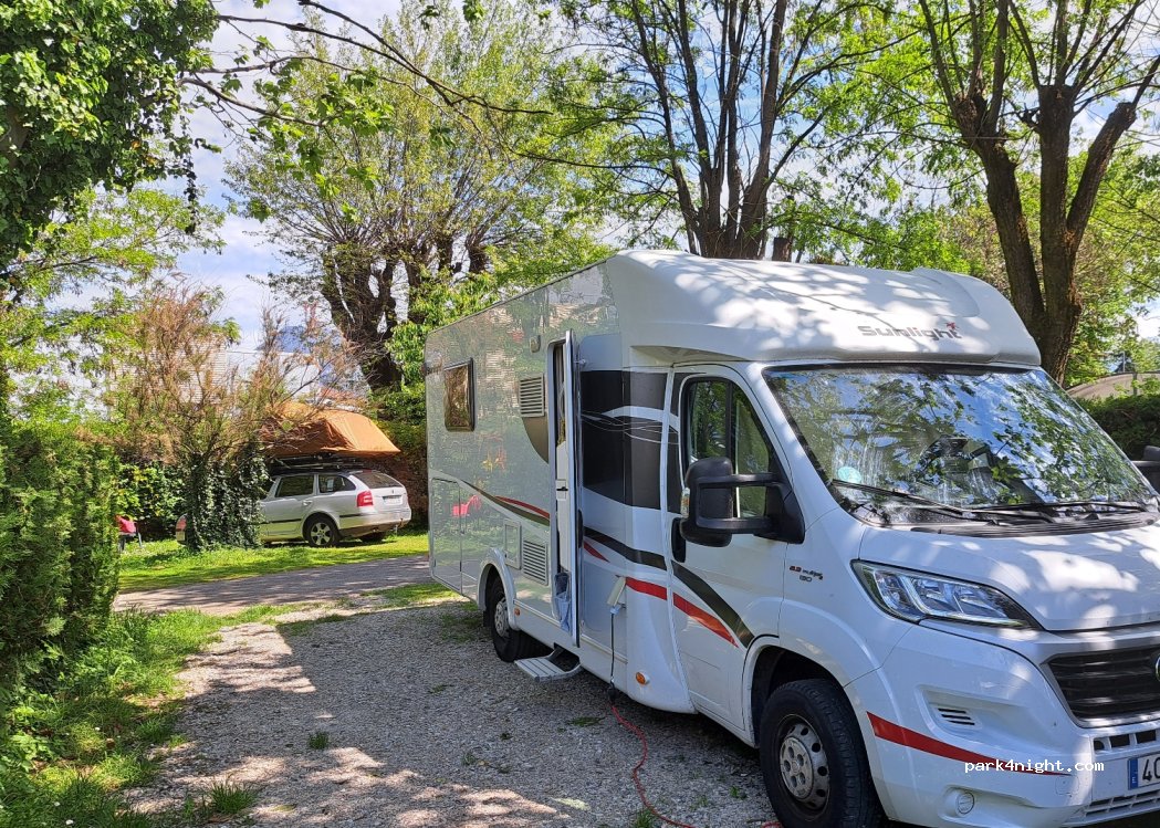 Camping Les Trois Pucelles — foto 2