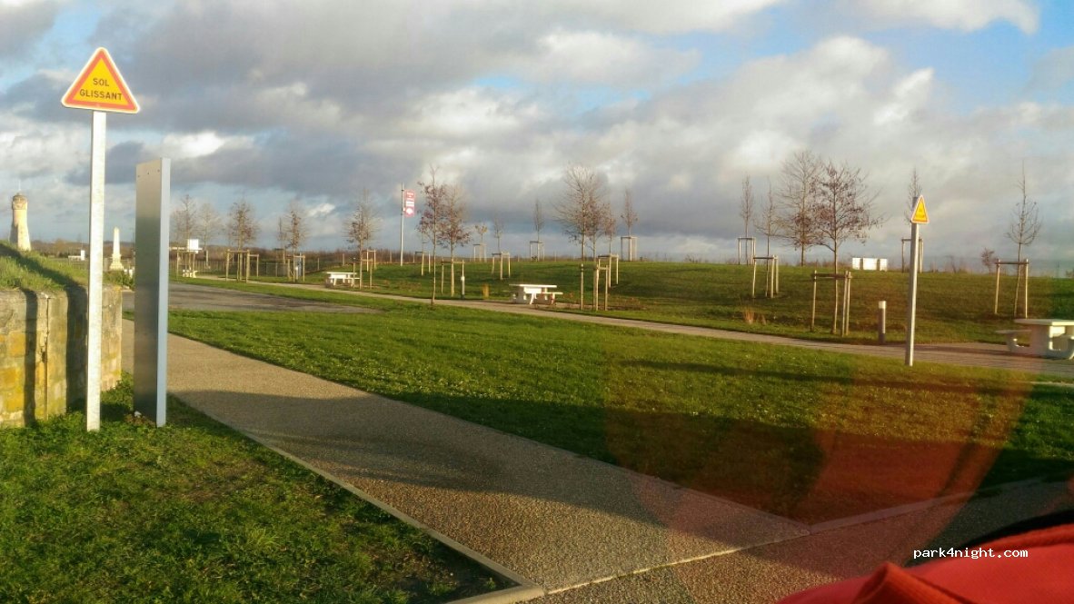 (02880) Laffaux - 65 Rue du Moulin — foto 2