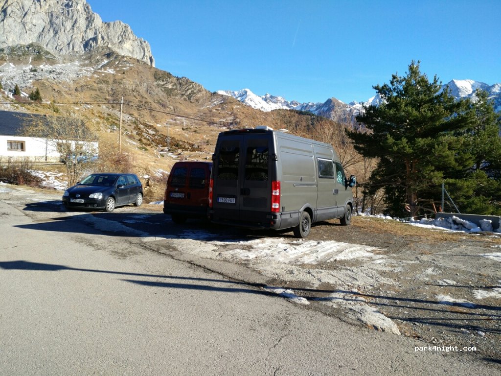 (22640) Formigal - Plaza Corona de Aragón — foto 3