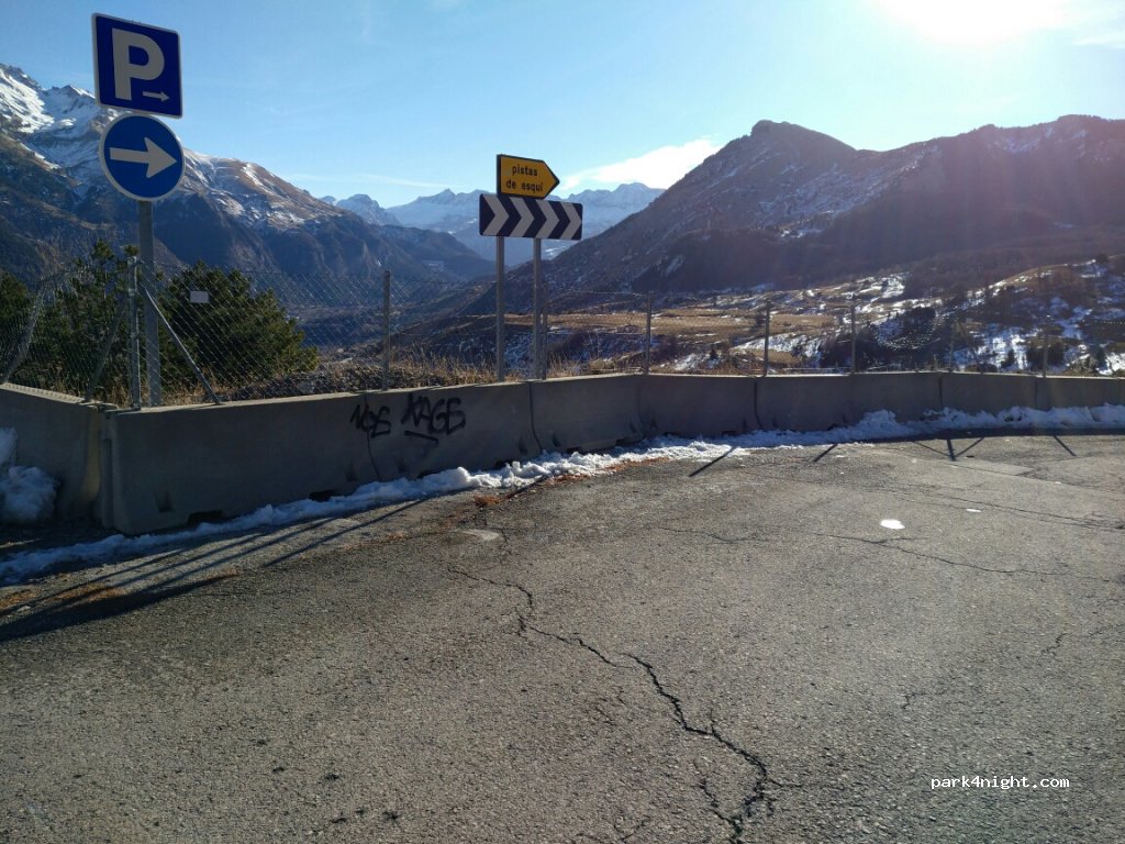 (22640) Formigal - Plaza Corona de Aragón — foto 4