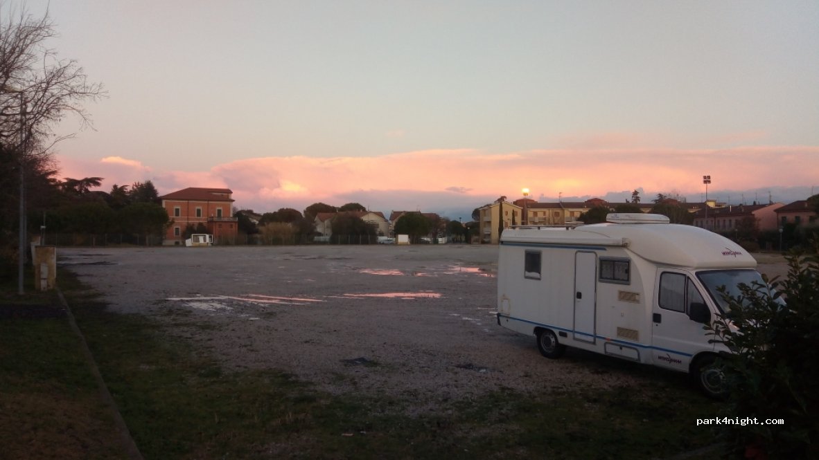 (47822) Santarcangelo di Romagna - 47 Strada Provinciale Santarcangiolese — foto