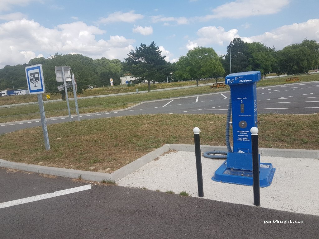 (77140) Nemours - Autoroute du Soleil — foto 2