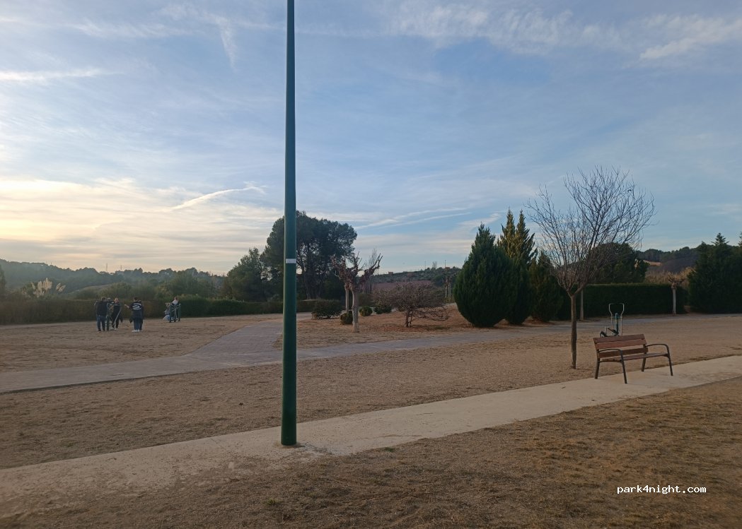 (08635) Sant Esteve Sesrovires - 39 Avinguda Moixeró — foto 3