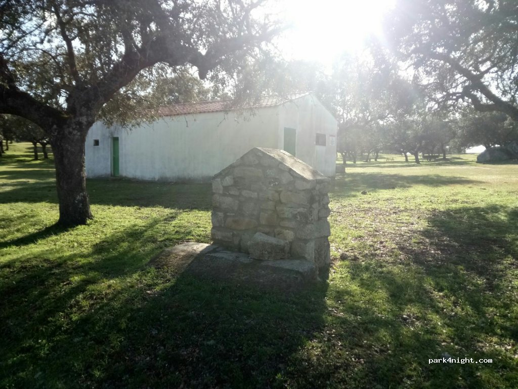 (10187) Albalá - Carretera a Albalá del Cau — foto 3