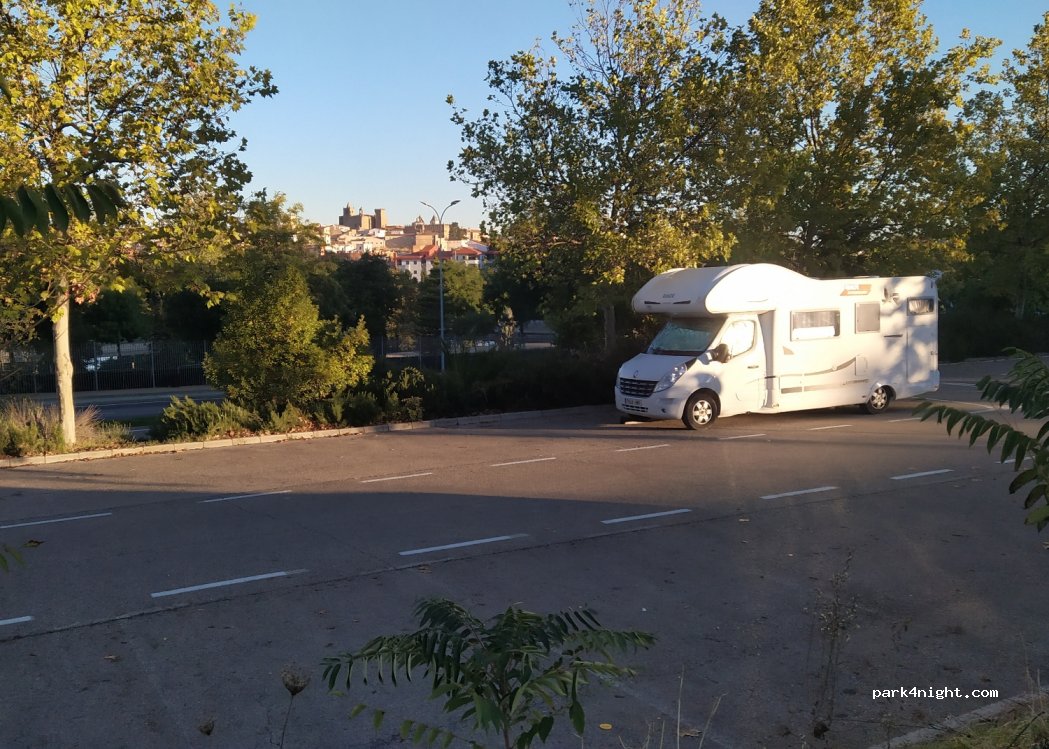(10003) Cáceres - Avenida el Brocense — foto 2
