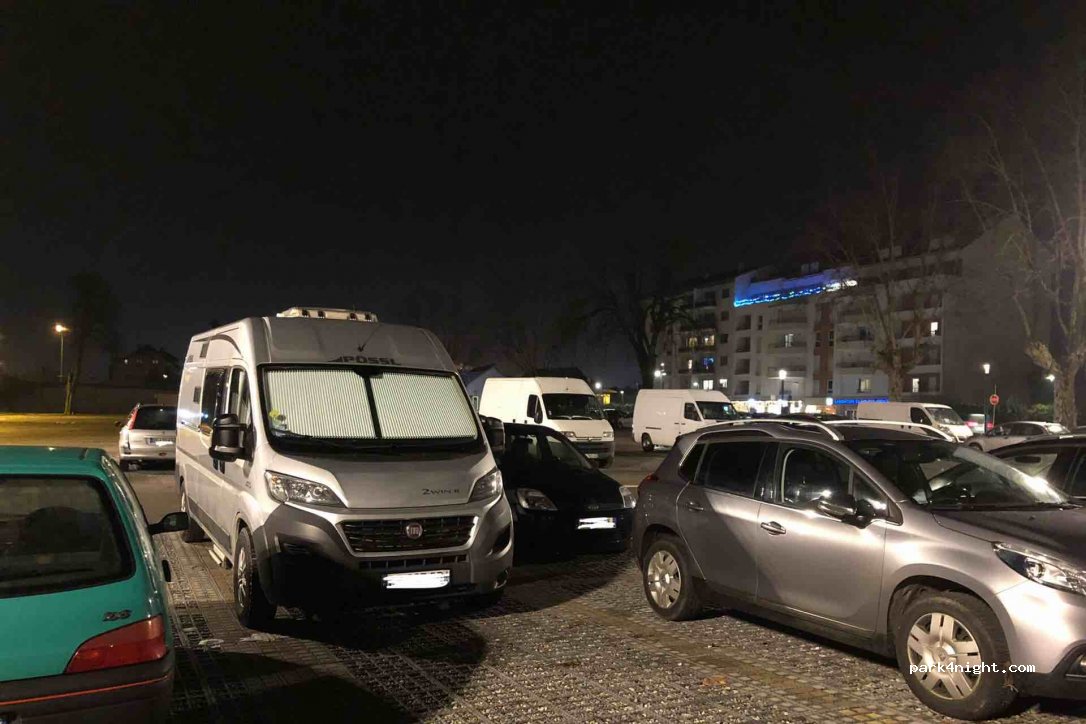 (74150) Rumilly - 50 Avenue Gantin — foto