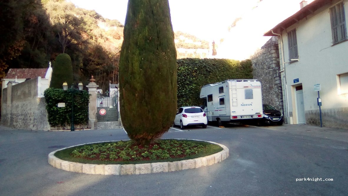 (06310) Beaulieu-sur-Mer - 8 Chemin des Myrthes — foto 2