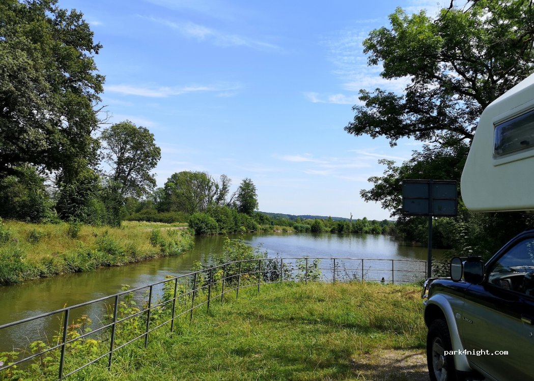 (70180) Membrey - Unnamed Road — foto 4