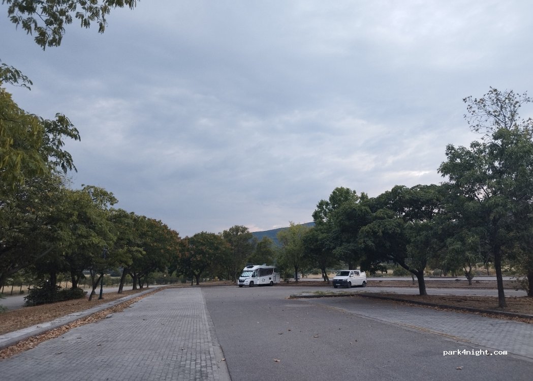 (590 31) Vergina - Unnamed Road — foto 2