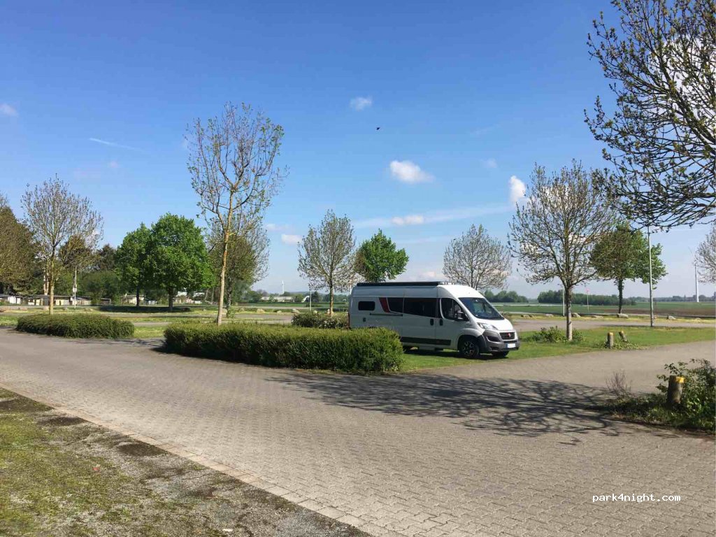 (52146) Würselen - 100 Willy-Brandt-Ring — foto