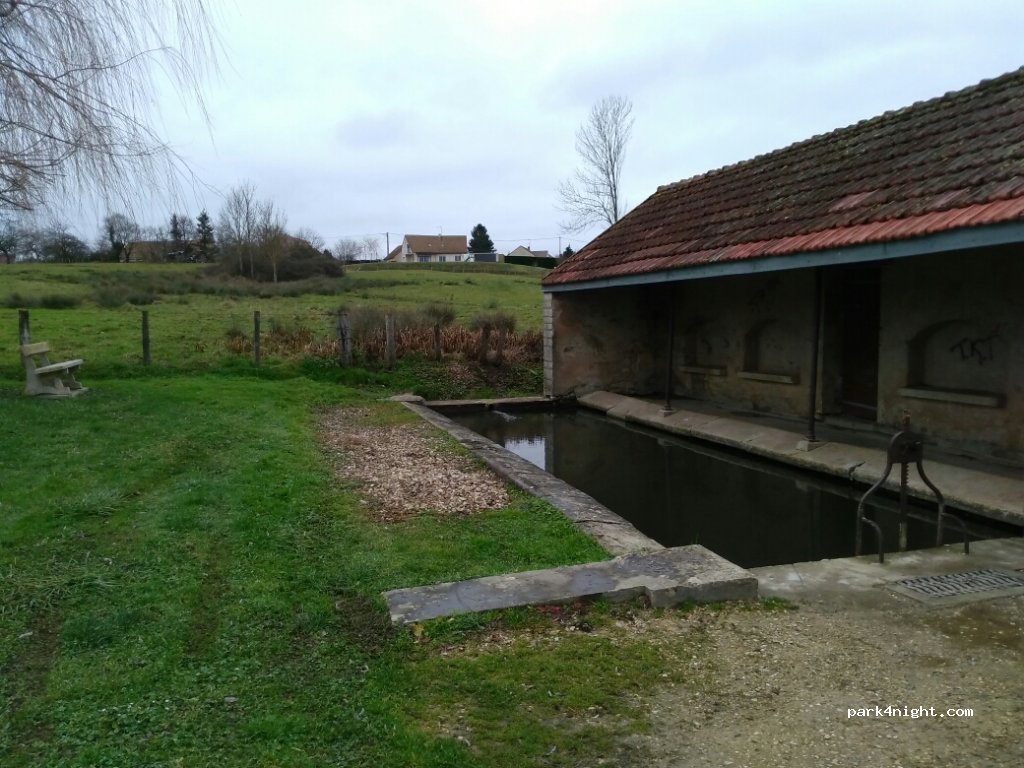 (21820) Labergement-lès-Seurre - Rue du Bas — foto 2