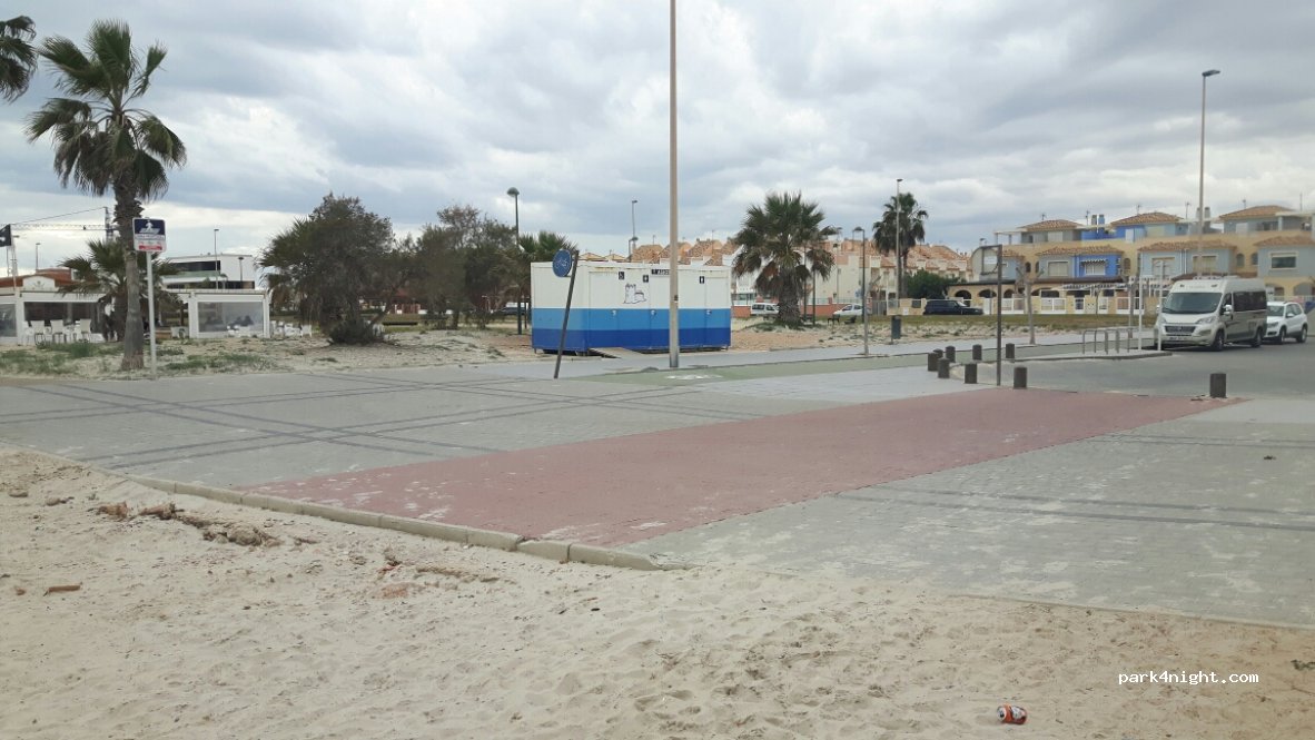 (03191) Pilar de la Horadada - Calle Alheli — foto